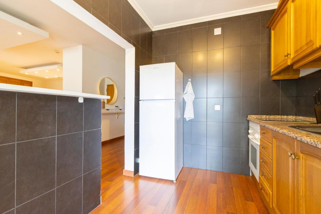 Spaceful Apartment In Albufeira Exterior foto