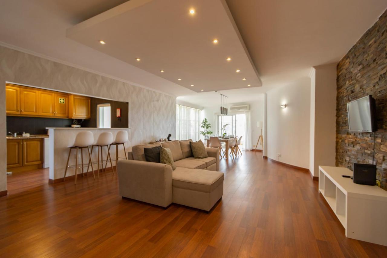 Spaceful Apartment In Albufeira Exterior foto