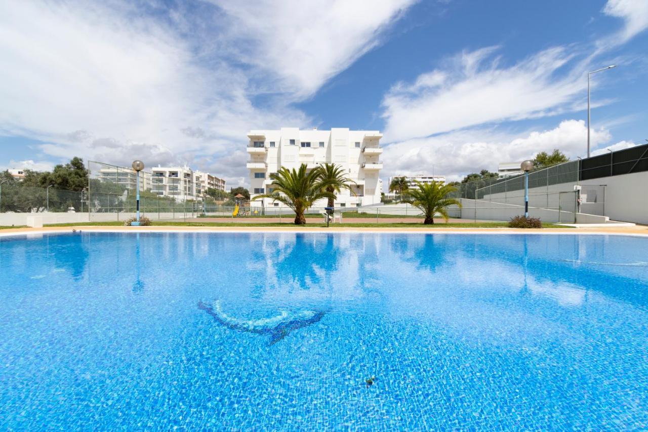 Spaceful Apartment In Albufeira Exterior foto