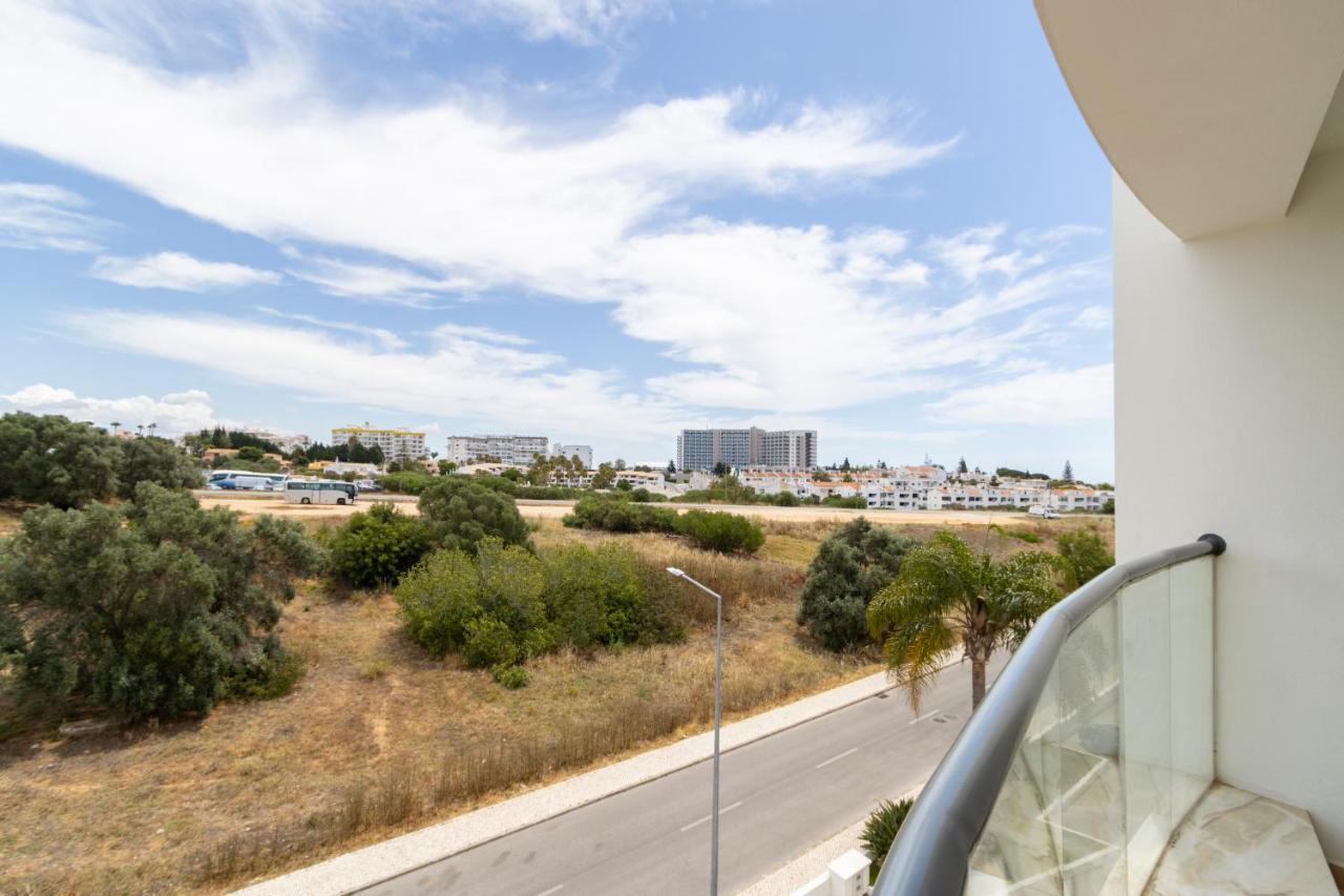 Spaceful Apartment In Albufeira Exterior foto